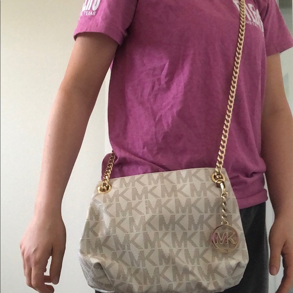 Michael Kors Purse - Picture 6 of 6